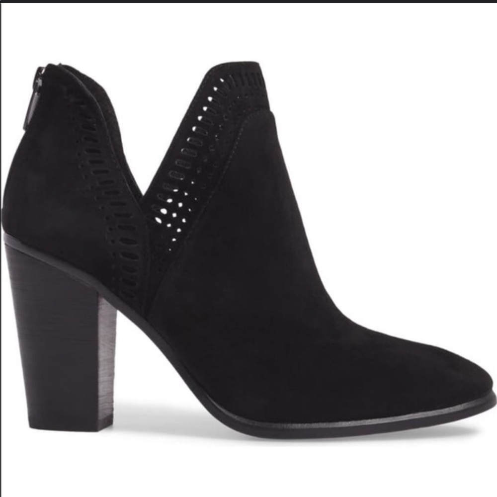 Vince Camuto Fileana bootie - used